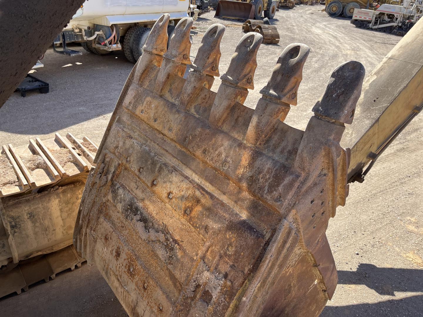 ./imagenes/INVOICE/2019/17511/EXCAVADORA 330C PARA PARTES (23).JPG